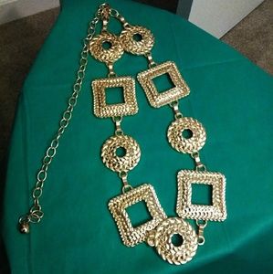 Women's Necklaces
